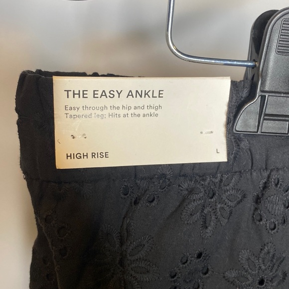 Ann Taylor NWT Black Embroidered Pants - Picture 5 of 6